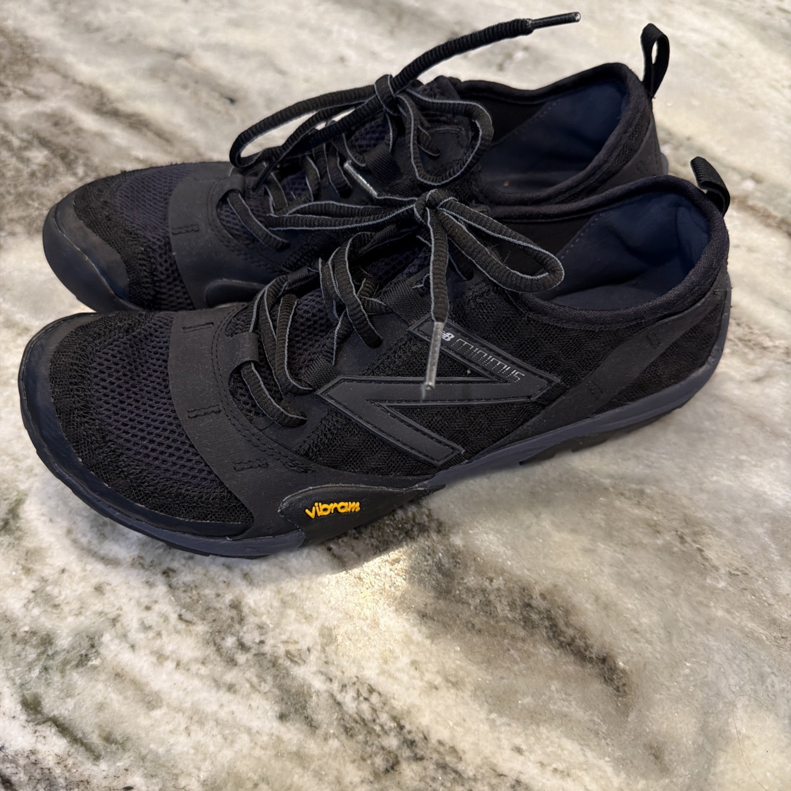 New Balance Minimus 10v1 Trail Running Shoes – Woman’s Size 9.5 – Black