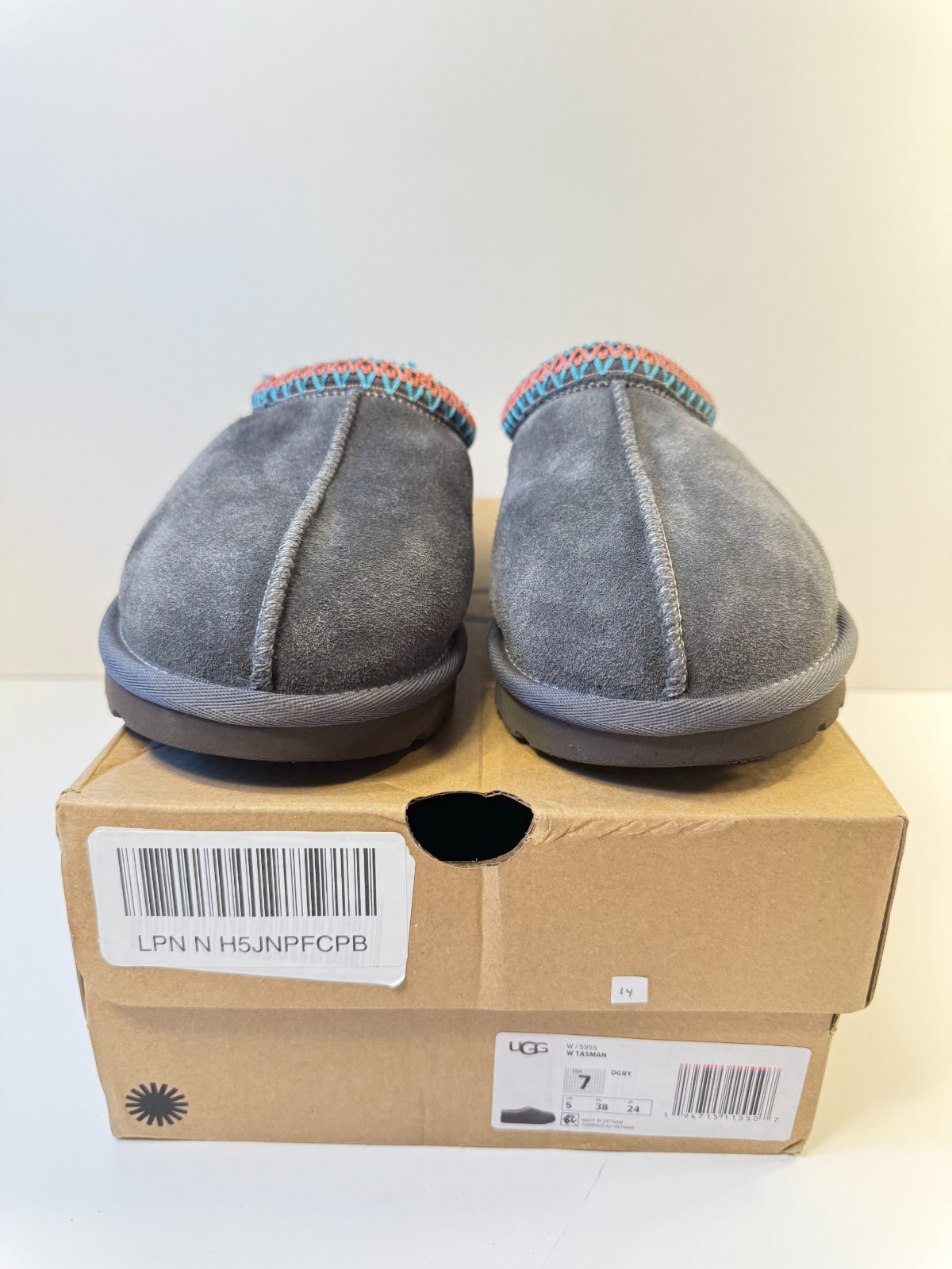 14. Ugg Womens Tasman Slip On Grey-US 7