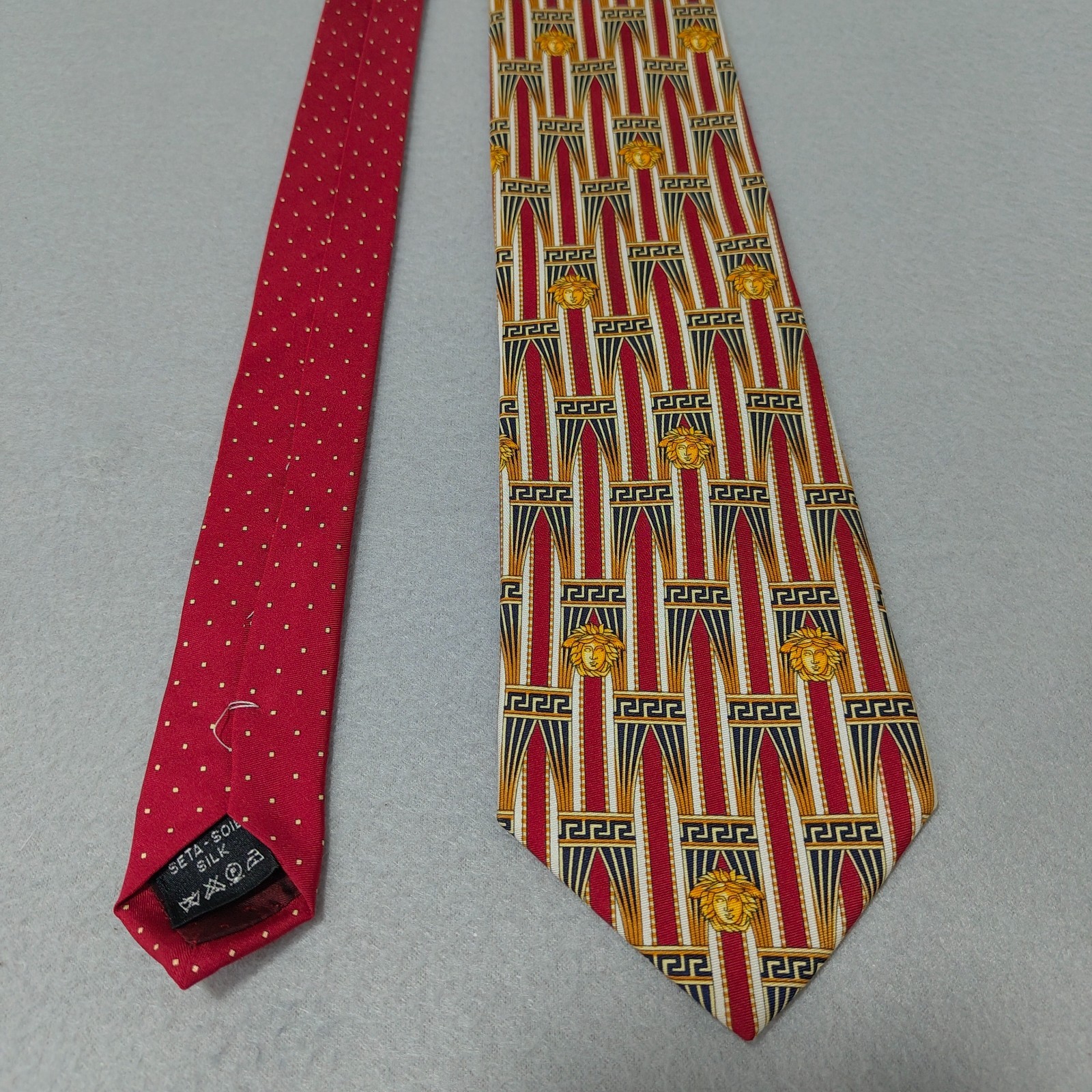 Gianni Versace 100% Silk 9cm Wide 144cm Long Tie Mens