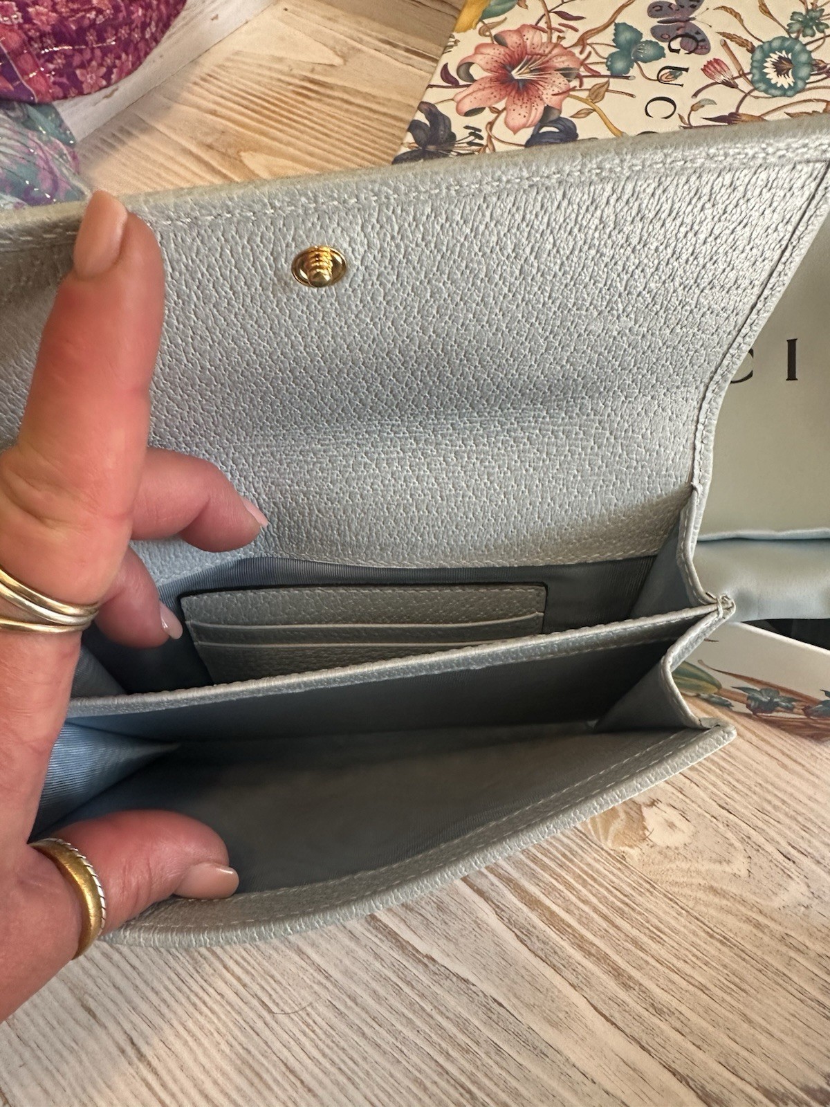 GUCCI flora Document Holder Or Wallet Limited Edition Perfect Condition