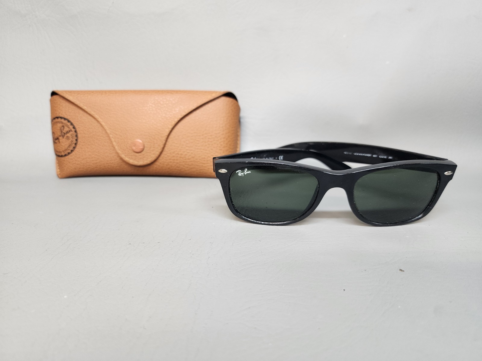 Ray-Ban RB2132 New Wayfarer 901 52 18 Sunglasses Matte Black Rubber Frame