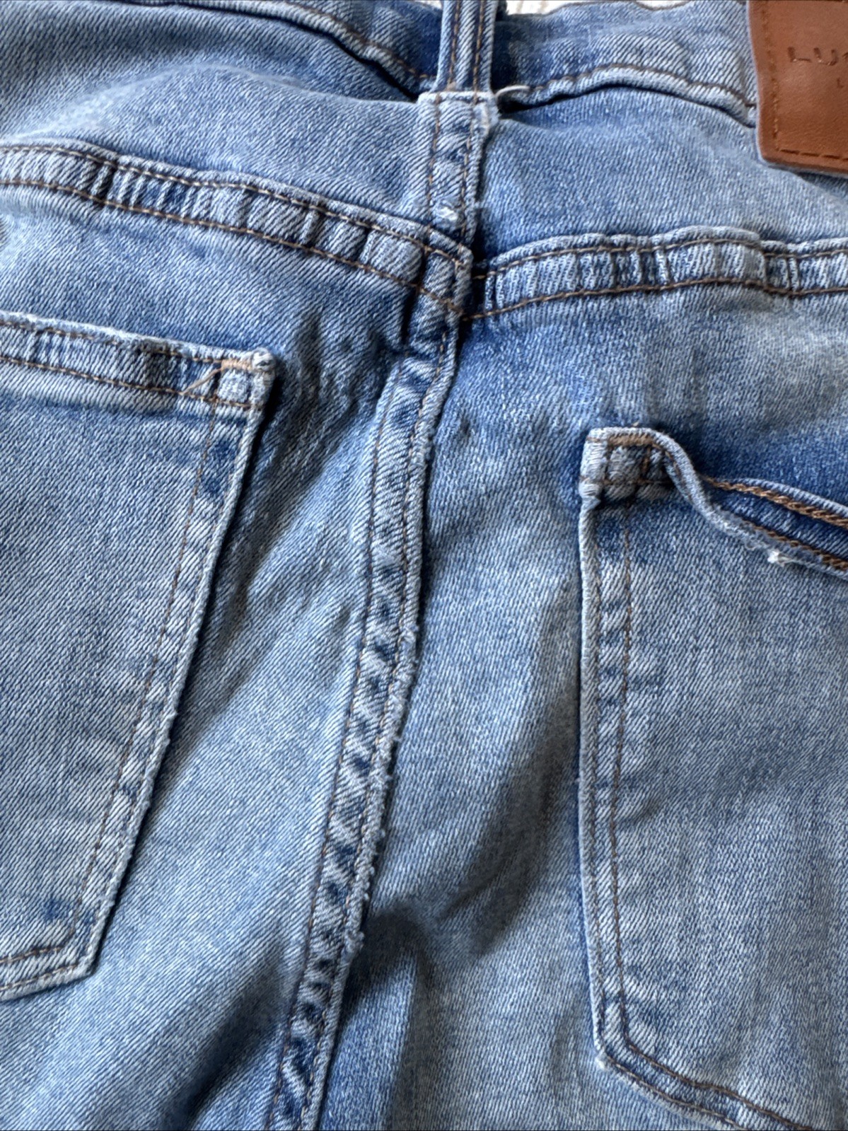 Lucky Brand Mid rise Jeans Womens Size 8/29 Mid Rise Relaxed Fit Denim J101