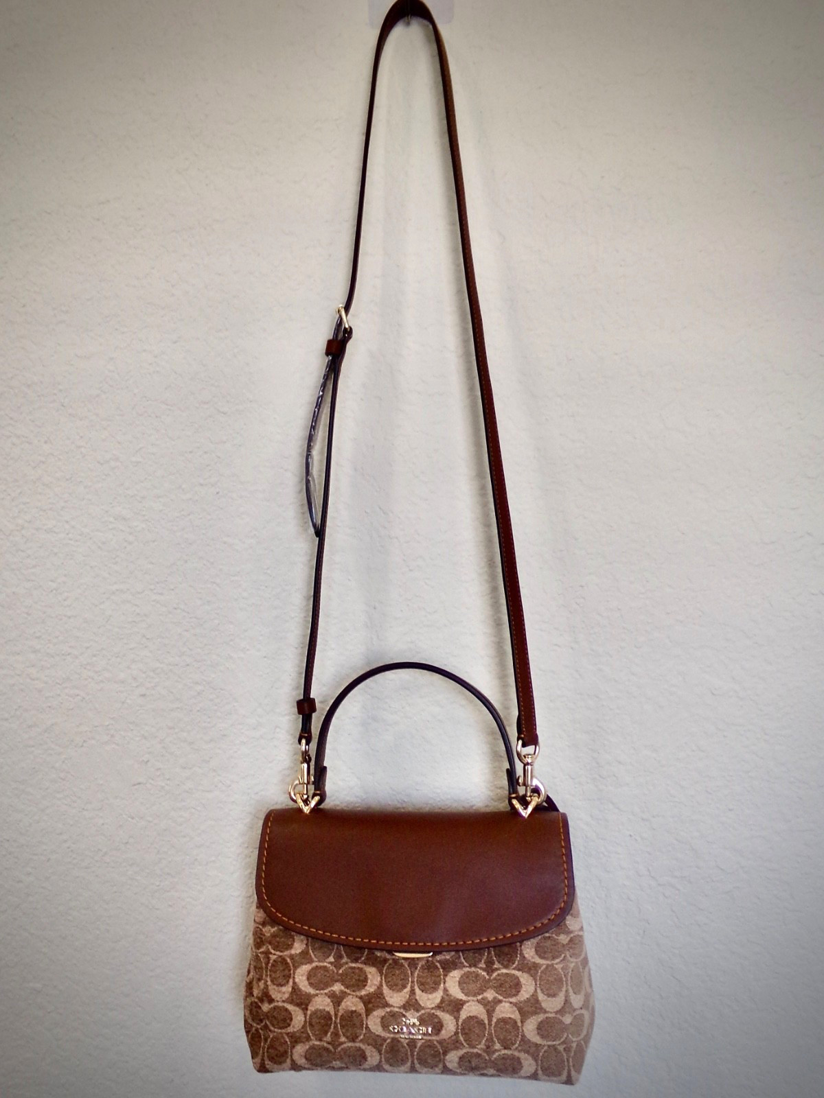 New Coach Handbag, Leather, Vintage Brown, Khaki & Gold in Signature Chenille