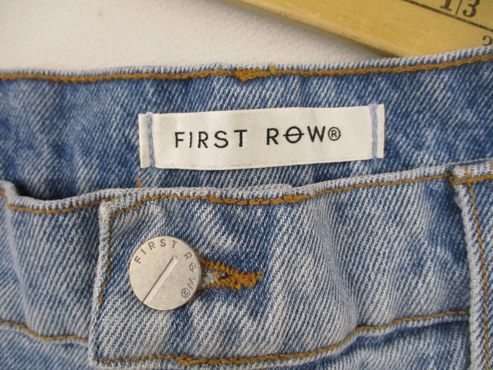 First Row Men’s Jeans 38 Blue Denim Distressed Designer Hankie Pocket Patches