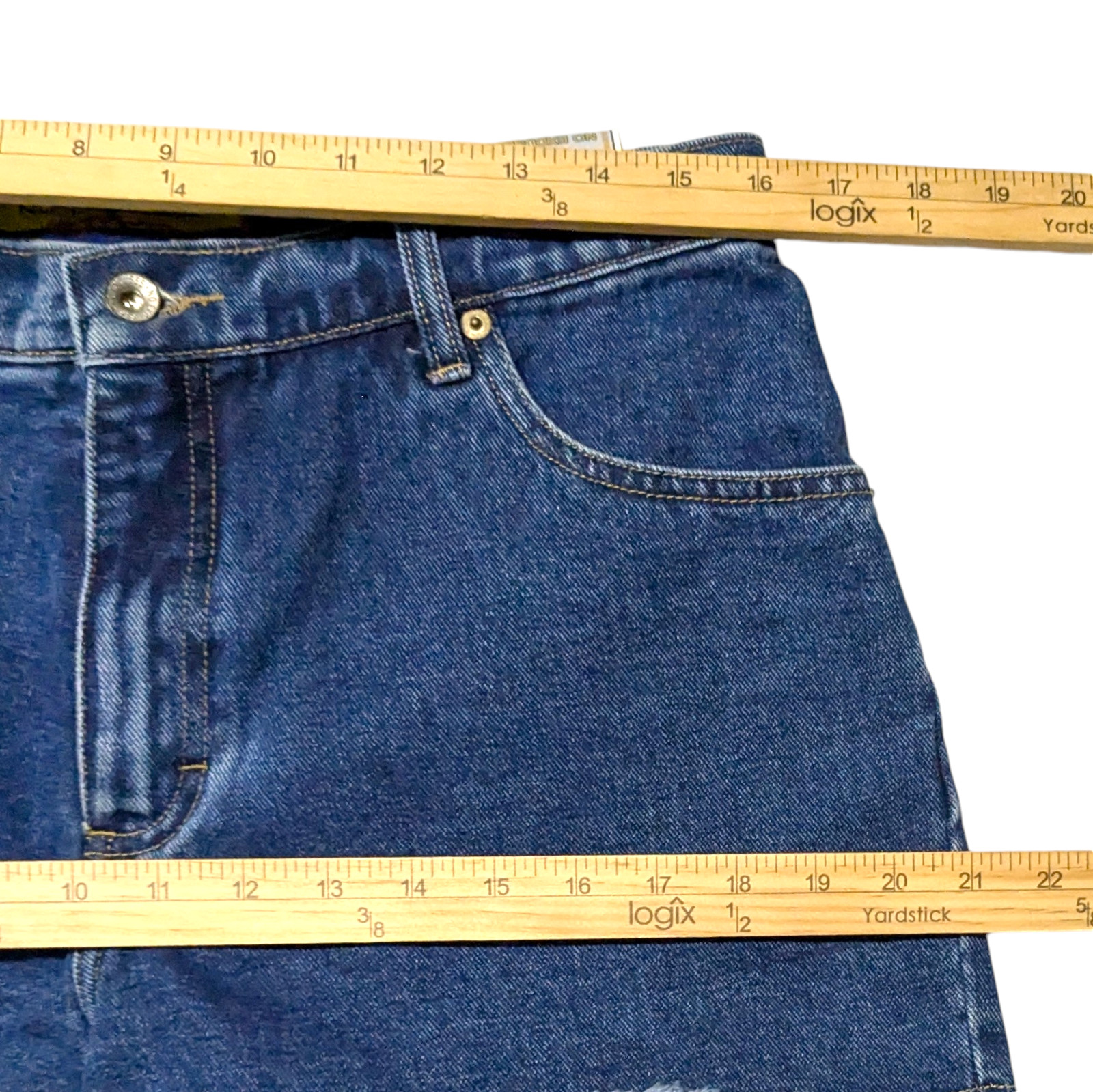 Vintage 90s NO EXCUSES High Rise Jean Shorts 13/14 (32×3) Blue Denim Raw Hem NWT