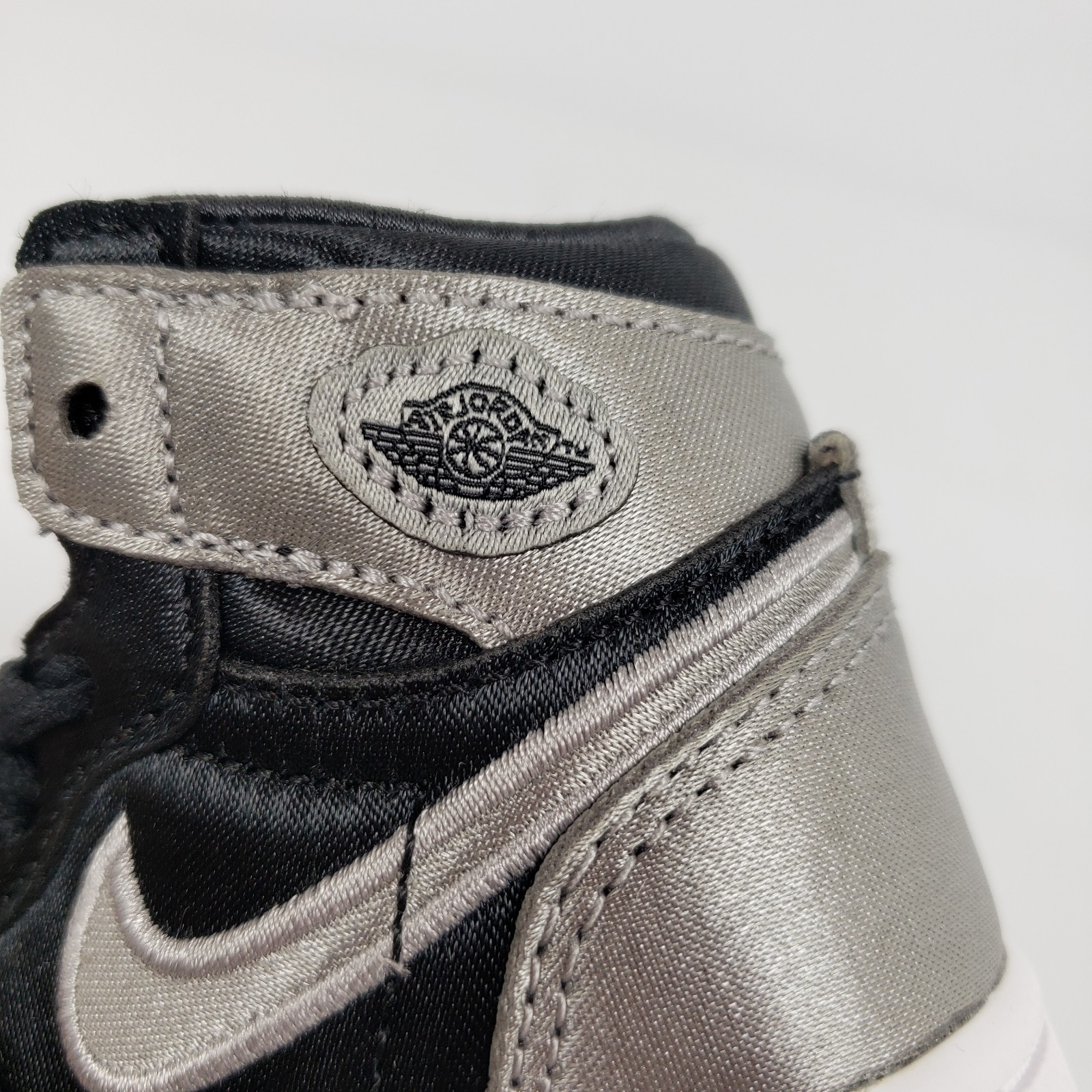 Nike Air Jordan 1 Retro High OG TD Toddler Size 4c Black Medium Grey White Shoes