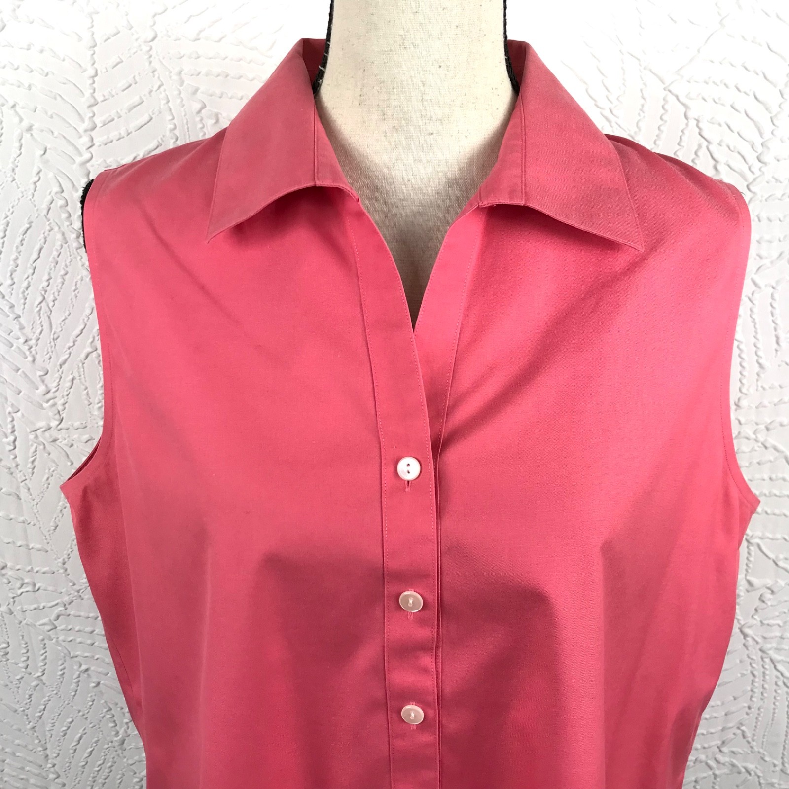 Talbots Wrinkle Resistant Sleeveless Shirt Top Womens Size 16 Pink Button Down