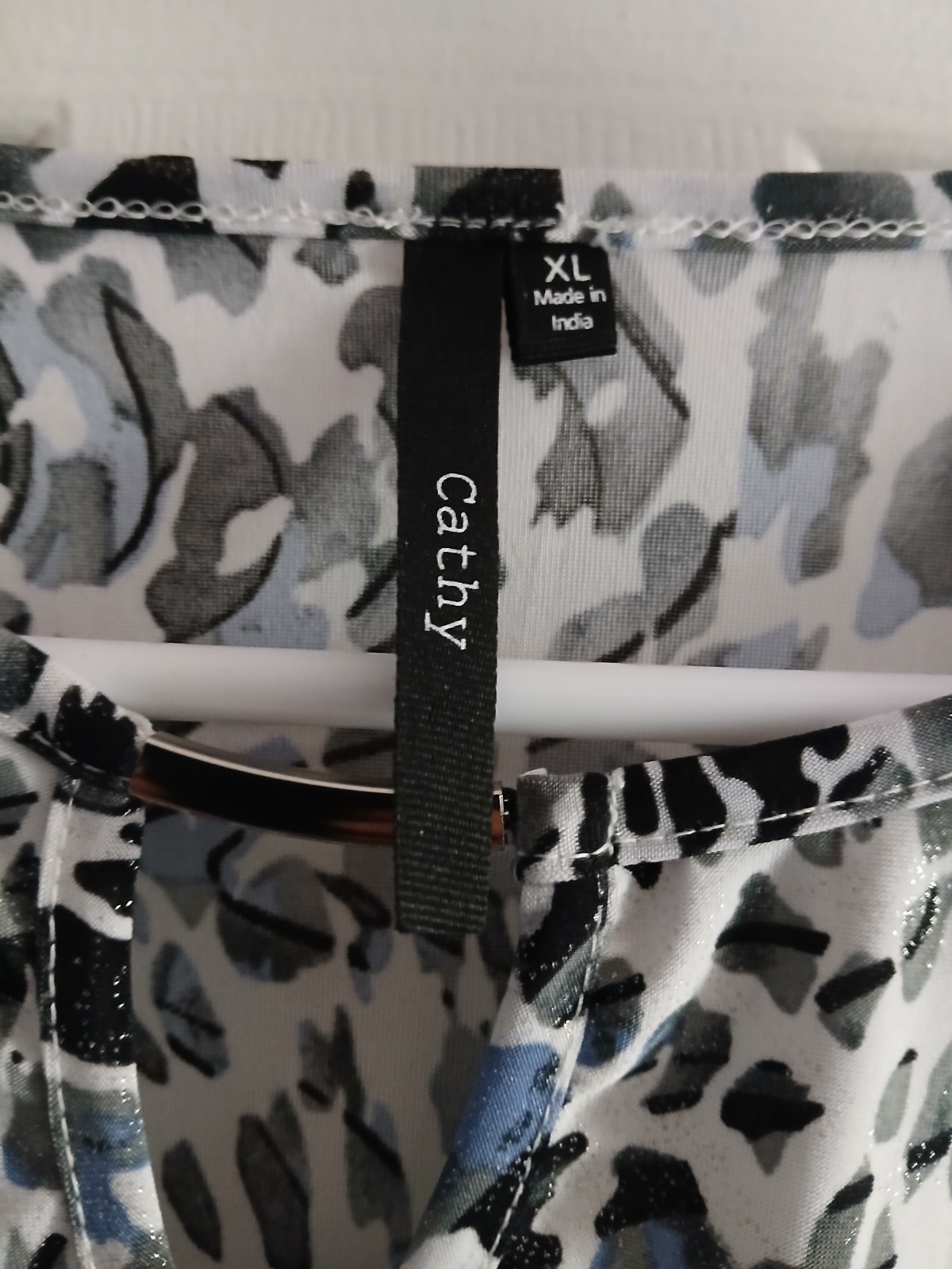Cathy Daniel’s Shimmering 3/4 Sleeve Multi Color Blouse XL Blue Black Gray White