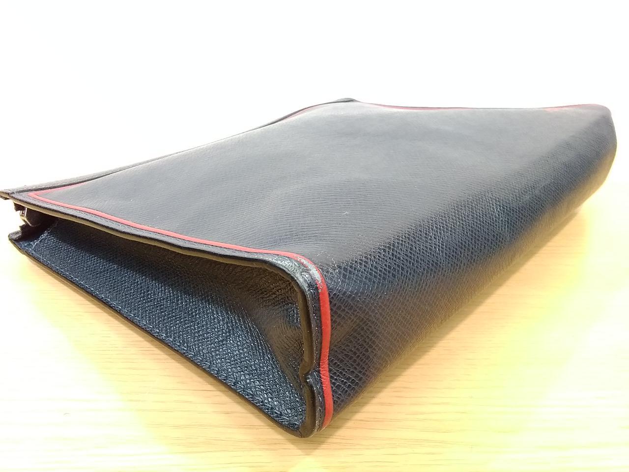 Louis Vuitton Pochette Viwayage MM 10.6 inch