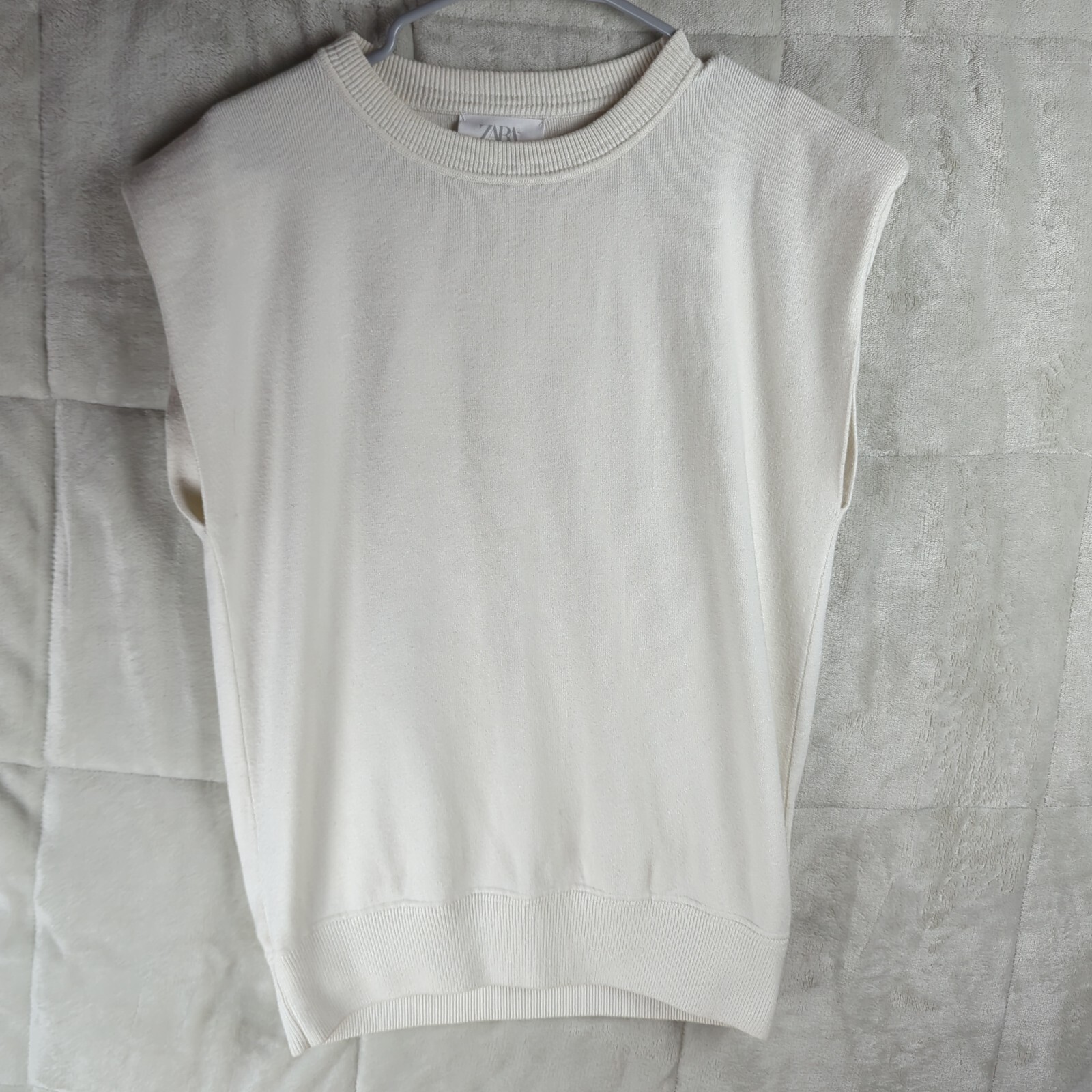 Zara Sweater Vest Size 13-14 CM: 164 Color: White
