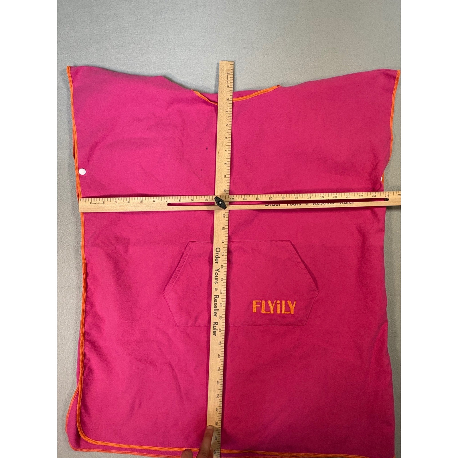 FLYILY Pink Microfiber Hooded Changing Robe Surf Poncho Swim Cover Up