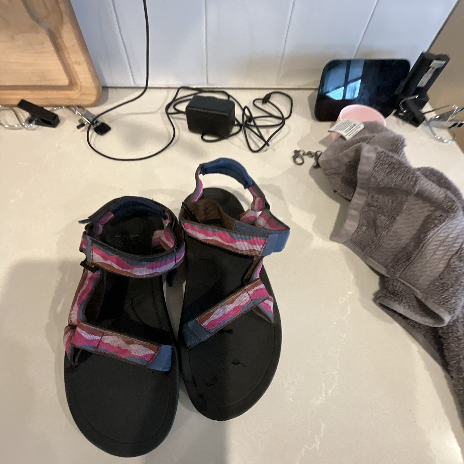 Teva Womens Black Strappy Sandals US 5 Nylon Pink Purple Blue Striped Logo