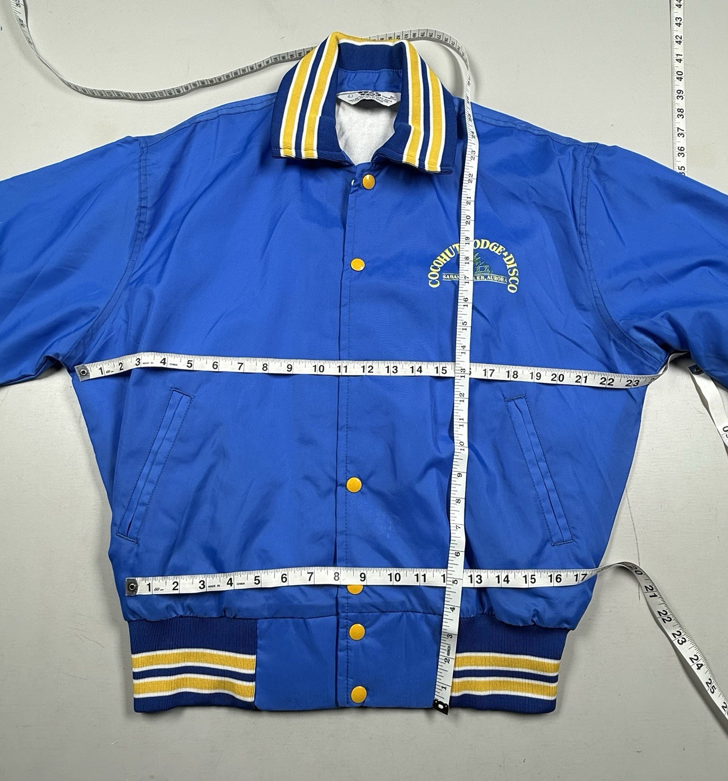 Vintage 70’s “COCOHUT LODGE & DISCO” ( Philippines ) Snap Jacket Blue Gold Sz: L