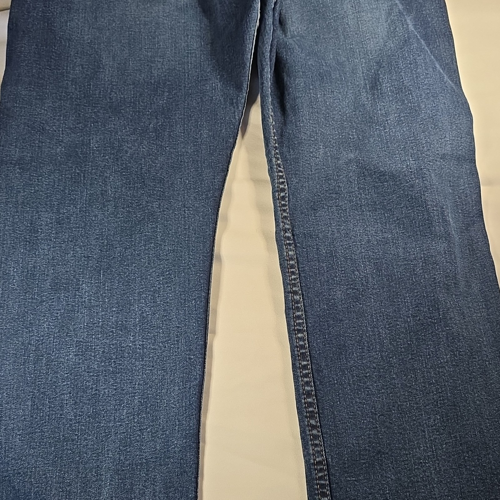 Signature by Levi Strauss & Co. Medium Wash Blue Straight Jeans Button