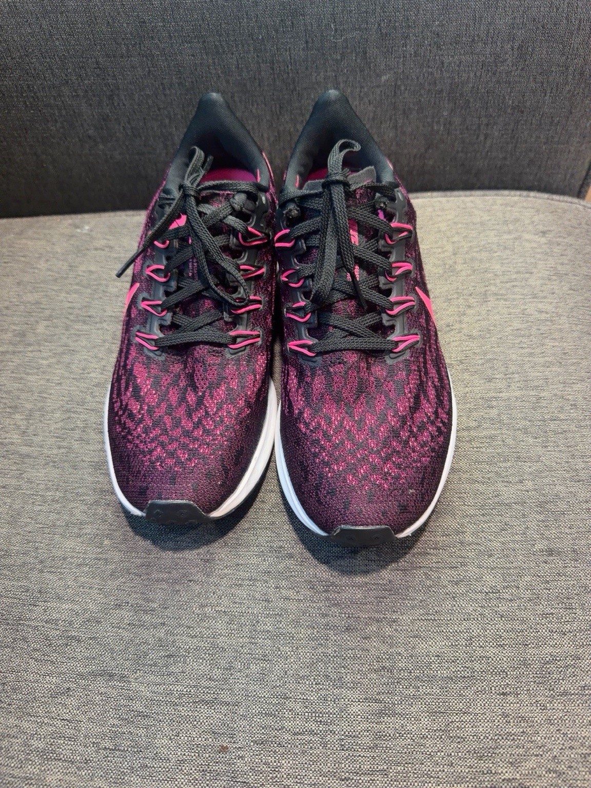 Nike Air Zoom Winflo 8 Women’s Size 8 Pink Black Running Shoes AQ2219-600