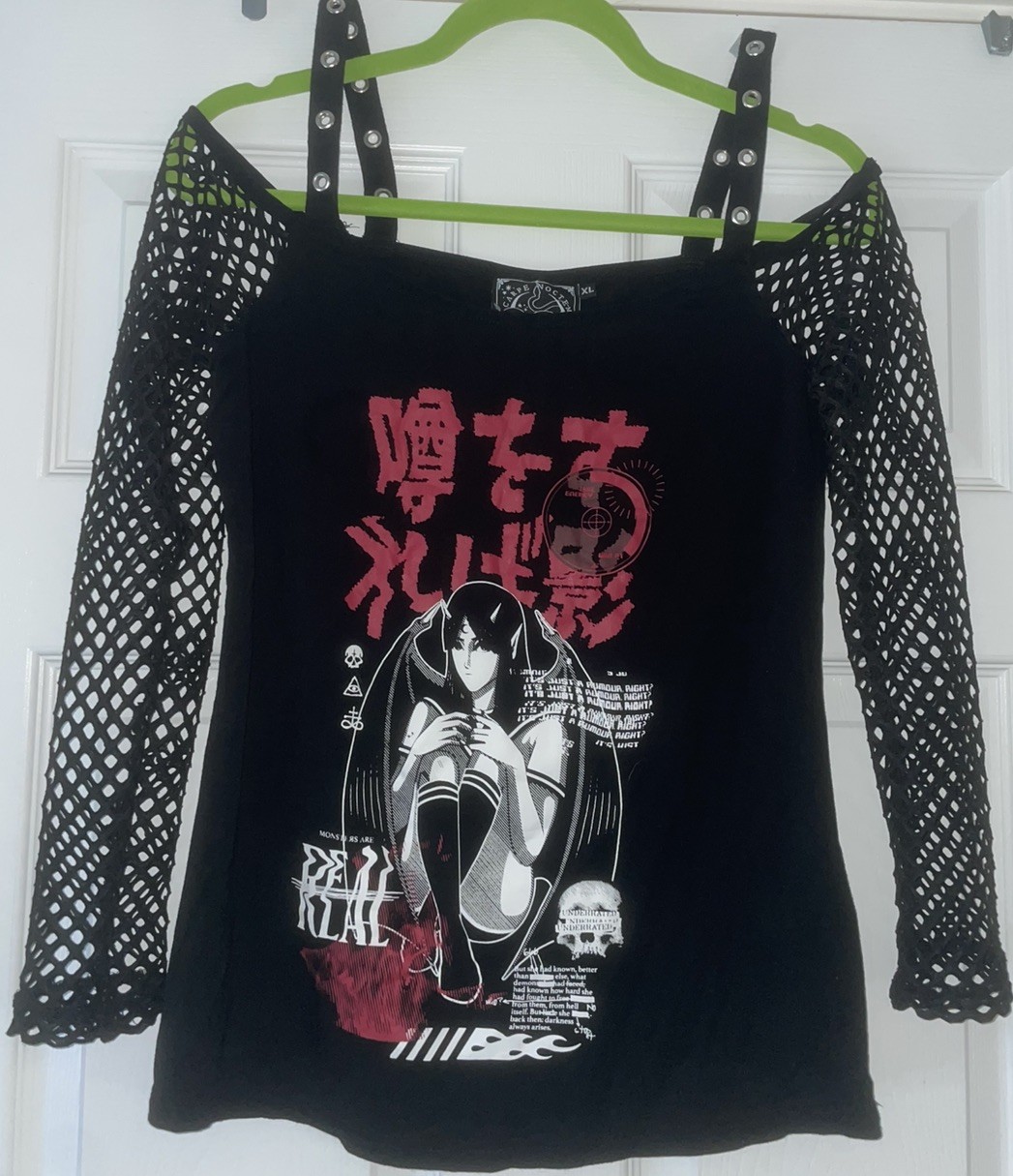 LADIES SIZE 12 CARPE NOCTEM ANIME PRINT TOP WITH FISHNET SLEEVES KILLSTAR