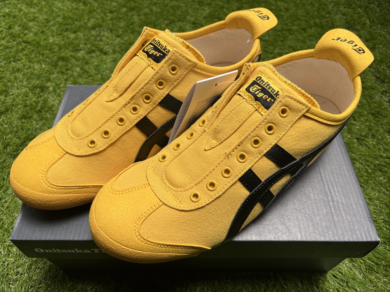 Onitsuka Tiger MEXICO 66 SLIP-ON 1183A746 751 Yellow/Black Unisex Shoes