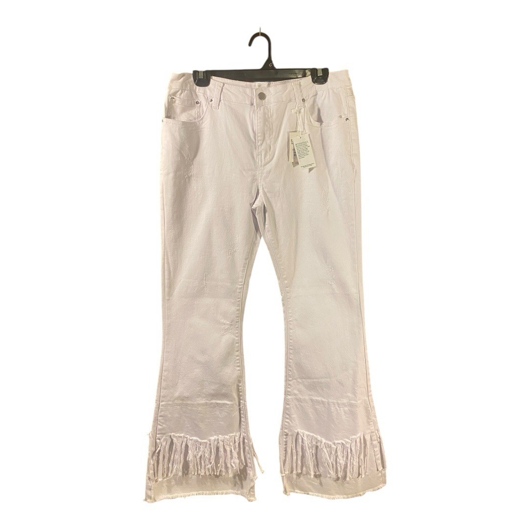 Lux Moda Women’s White Hell Bottom Jeans NWT