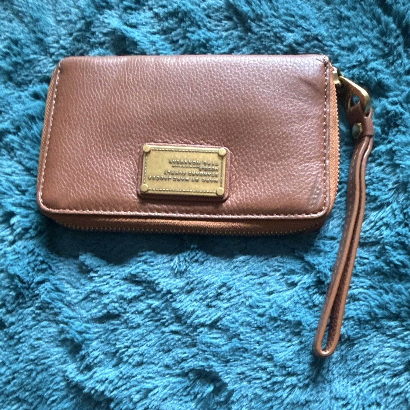Marc by Marc Jacobs Women’s Brown Zip-Around Wristlet Wallet, Logo, Card Slots