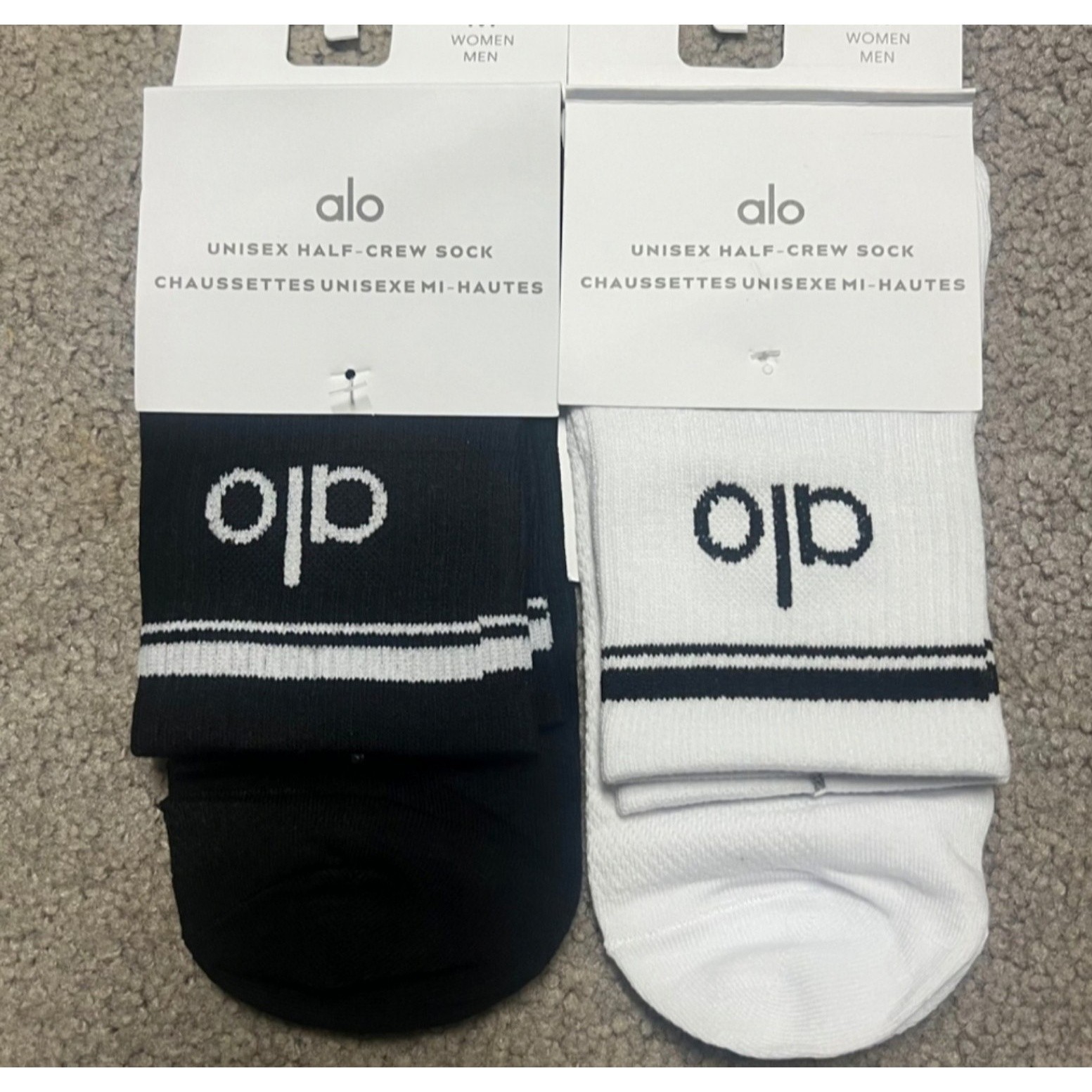 ALO Yoga Black and White Half-Crew Socks Unisex 2 Pair Size S