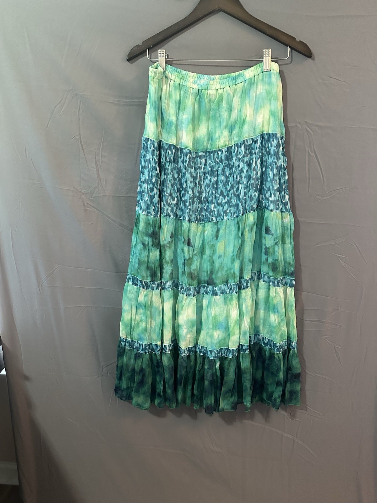 Cato Plus size 14W/16W Skirt.