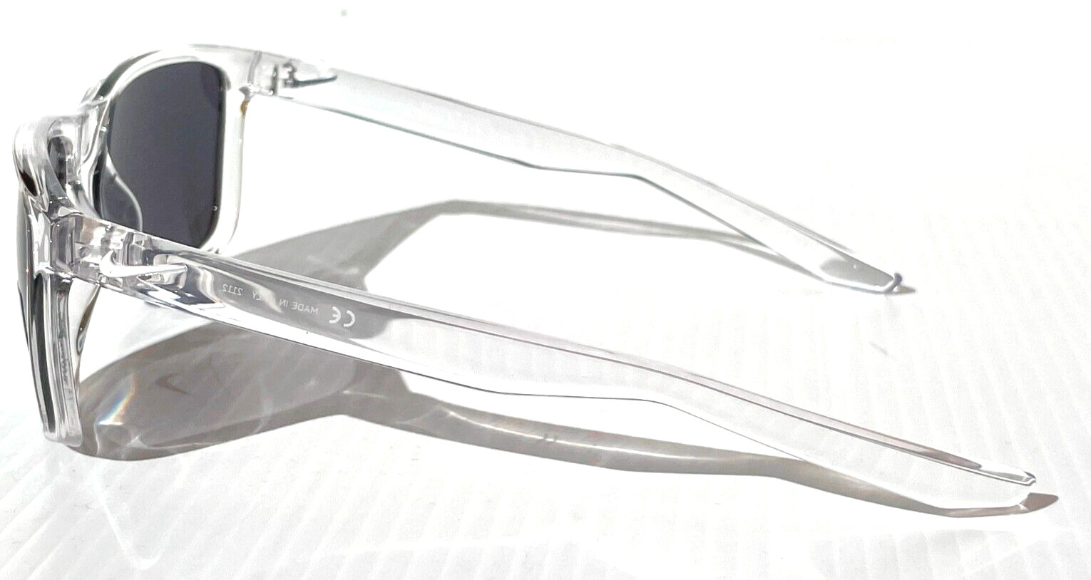NEW NIKE ESSENTIAL ENDEAVOR Shiny Clear Frame Grey Lens Sunglass EV1122 913