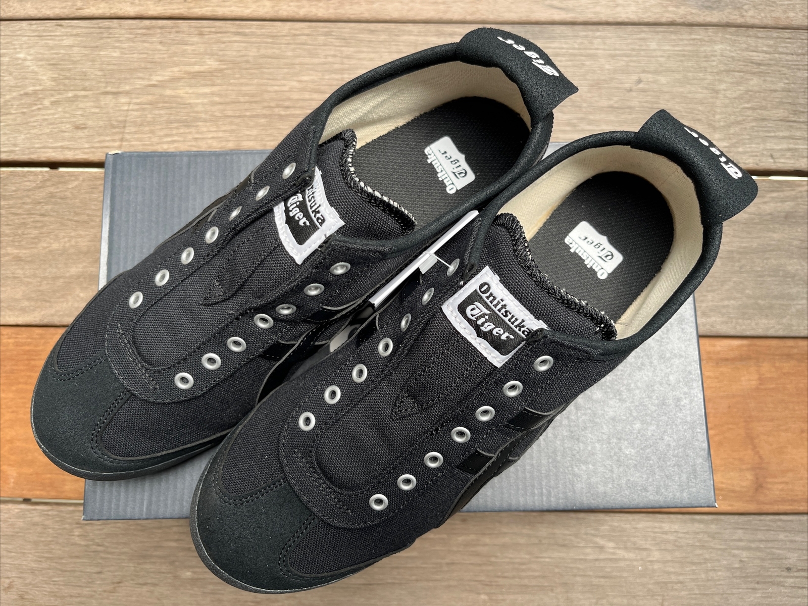 Onitsuka Tiger MEXICO 66 SLIP-ON 1183A360 002 Black/Black Unisex Shoes