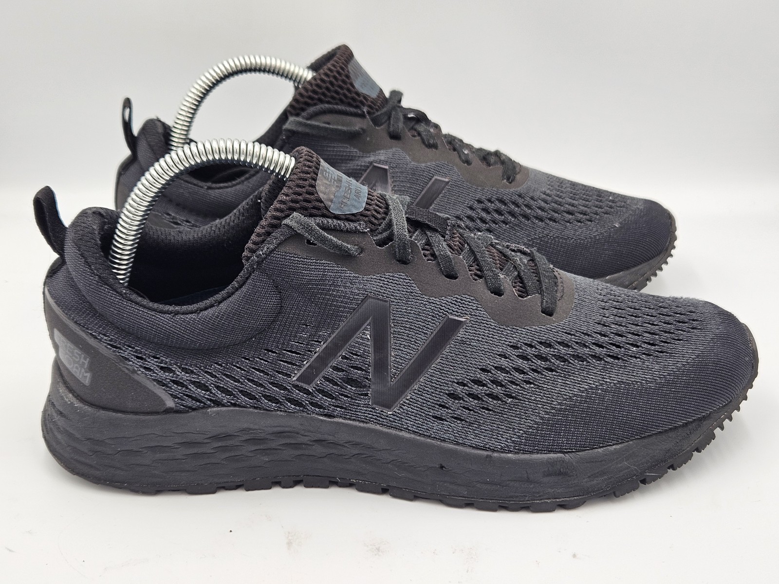 New Balance Women’s Fresh Foam Arishi V3 Running Shoes Size 9