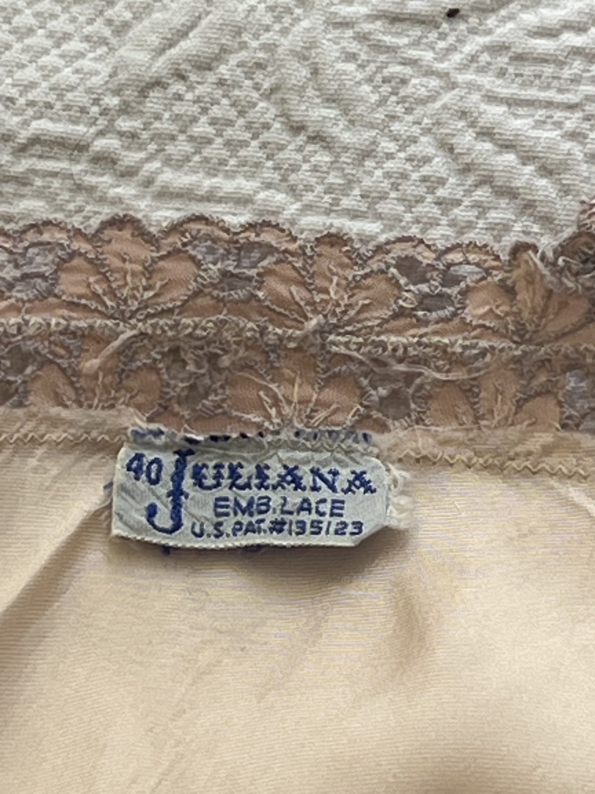 Vintage 1930s Rayon Bias Cut Satin Nightgown Dress Peach Embroidered Liquid 40 L
