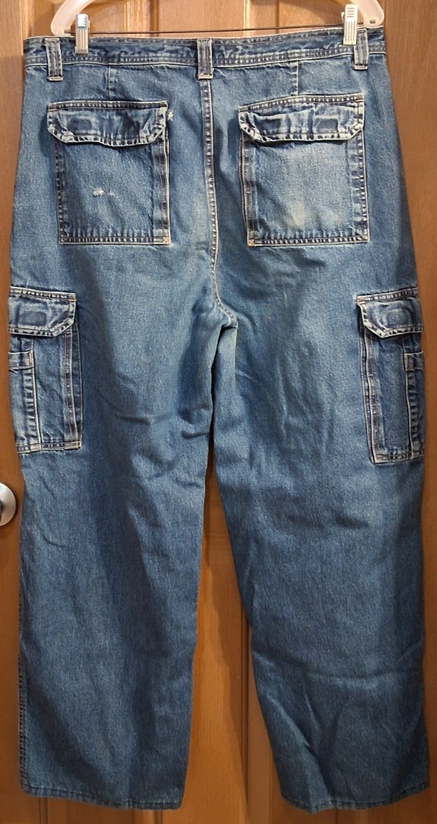 Faded Glory Dark Stone Washed Blue Jean Cargo Pants 36 x 32 (tape says 28)