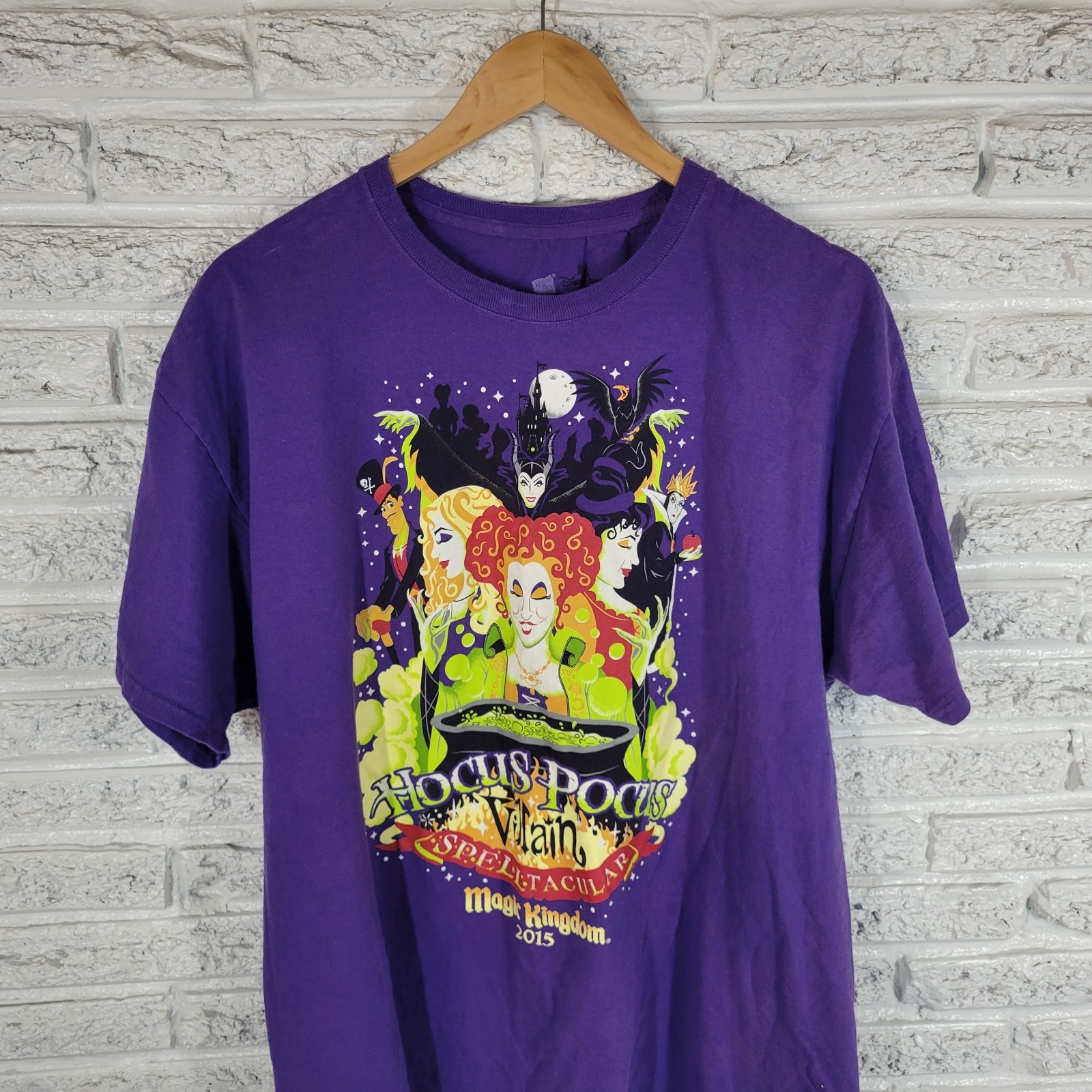 Disney Parks Hocus Pocus Villain Spelltacular 2015 Shirt Purple Adult XL Tee