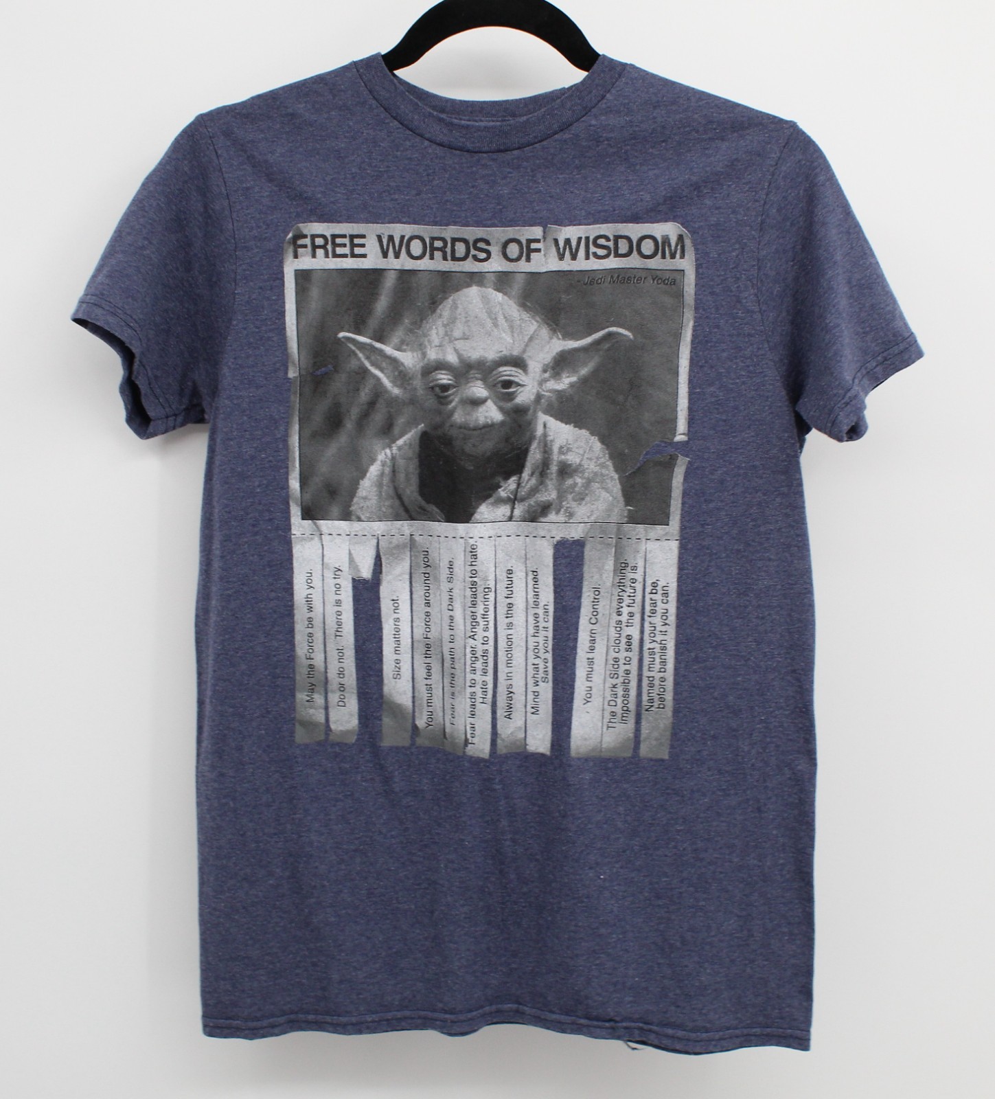 Star Wars Yoda Words of Wisdom Graphic Tshirt Womens Small