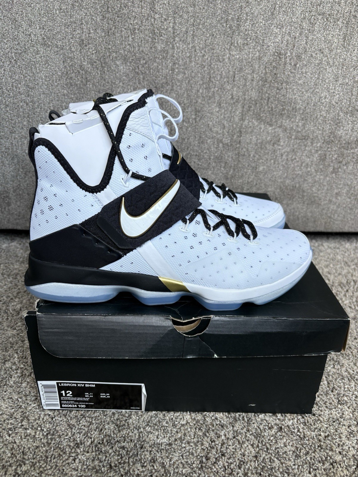 NIKE LEBRON 14 BHM BLACK HISTORY MONTH SIZE 12 MEN’S