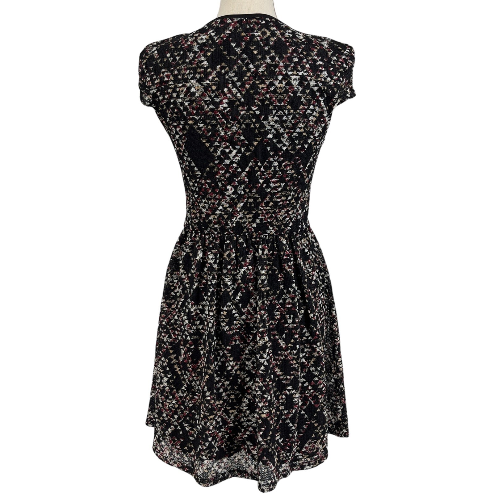 City Triangles Fit Flare Cap Sleeve Knit Overlay Geometric Print Dress Juniors M