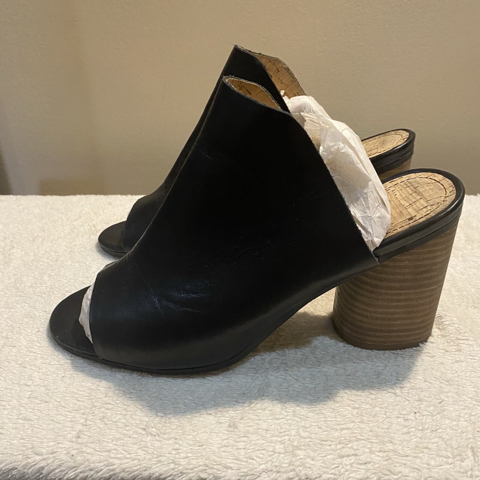 Lucca Lane Leather Mule Womens 9M Round Stacked Heel Black Hilaire Sandal
