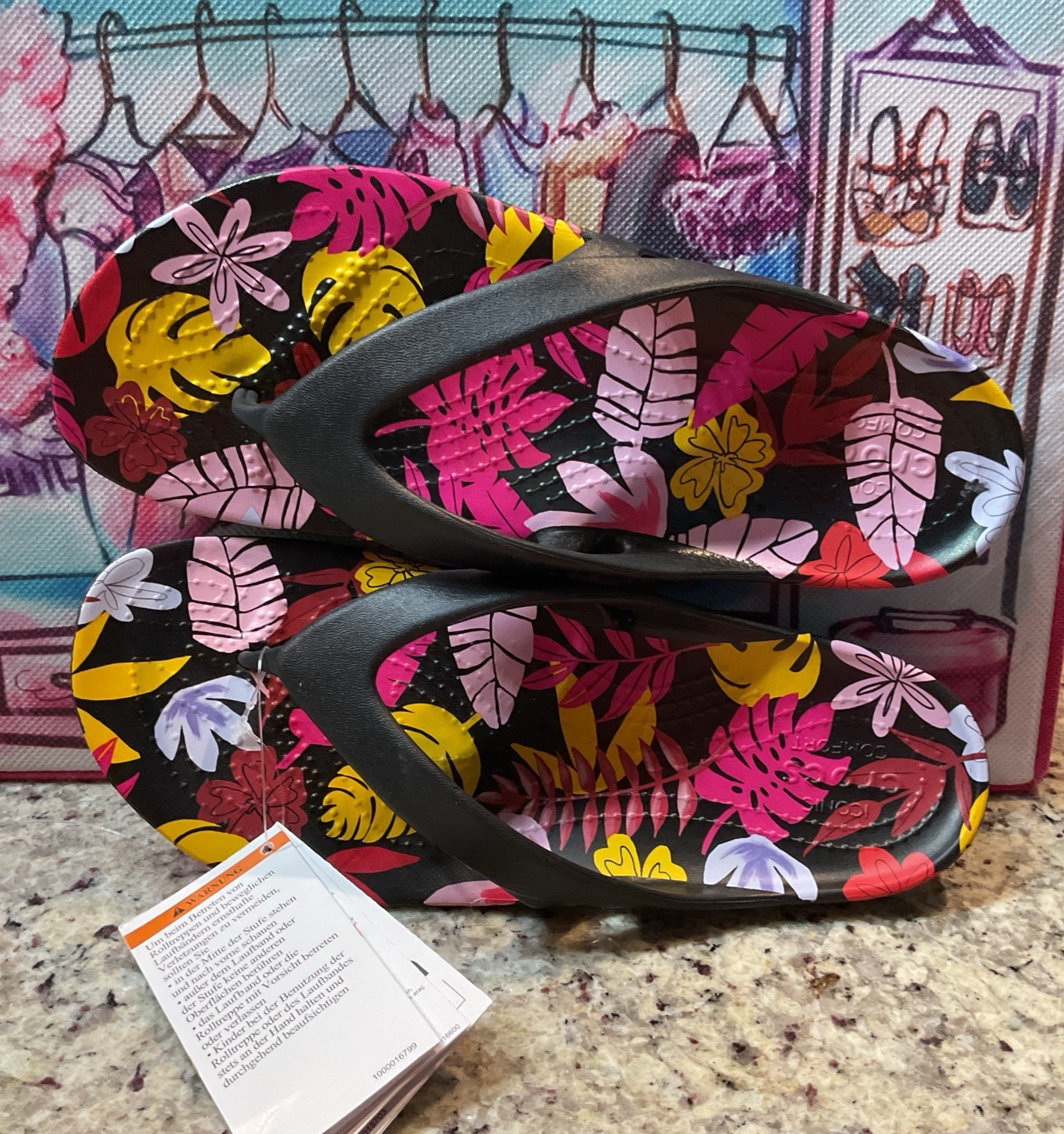 CROCS Women’s Sz 7/EUR 37 – 38 Kadee II TROPICAL Flip-Flop 211699-001 Black NWT