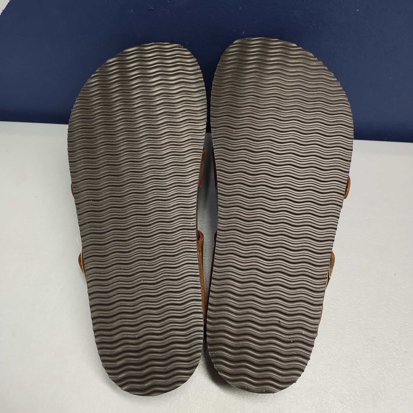 Mountain Sole Flip Flop Sandals Womens US 8 Brown Leather Buckle Strap 984173195