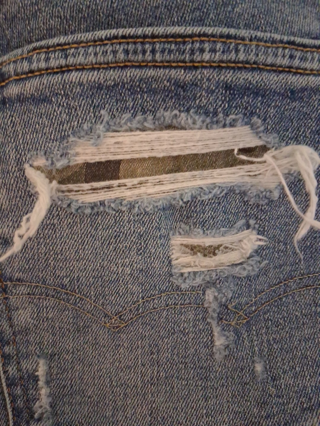 American Eagle Jeans Men’s Original Straight, Air Flex (+) Size 34/33 Destroyed