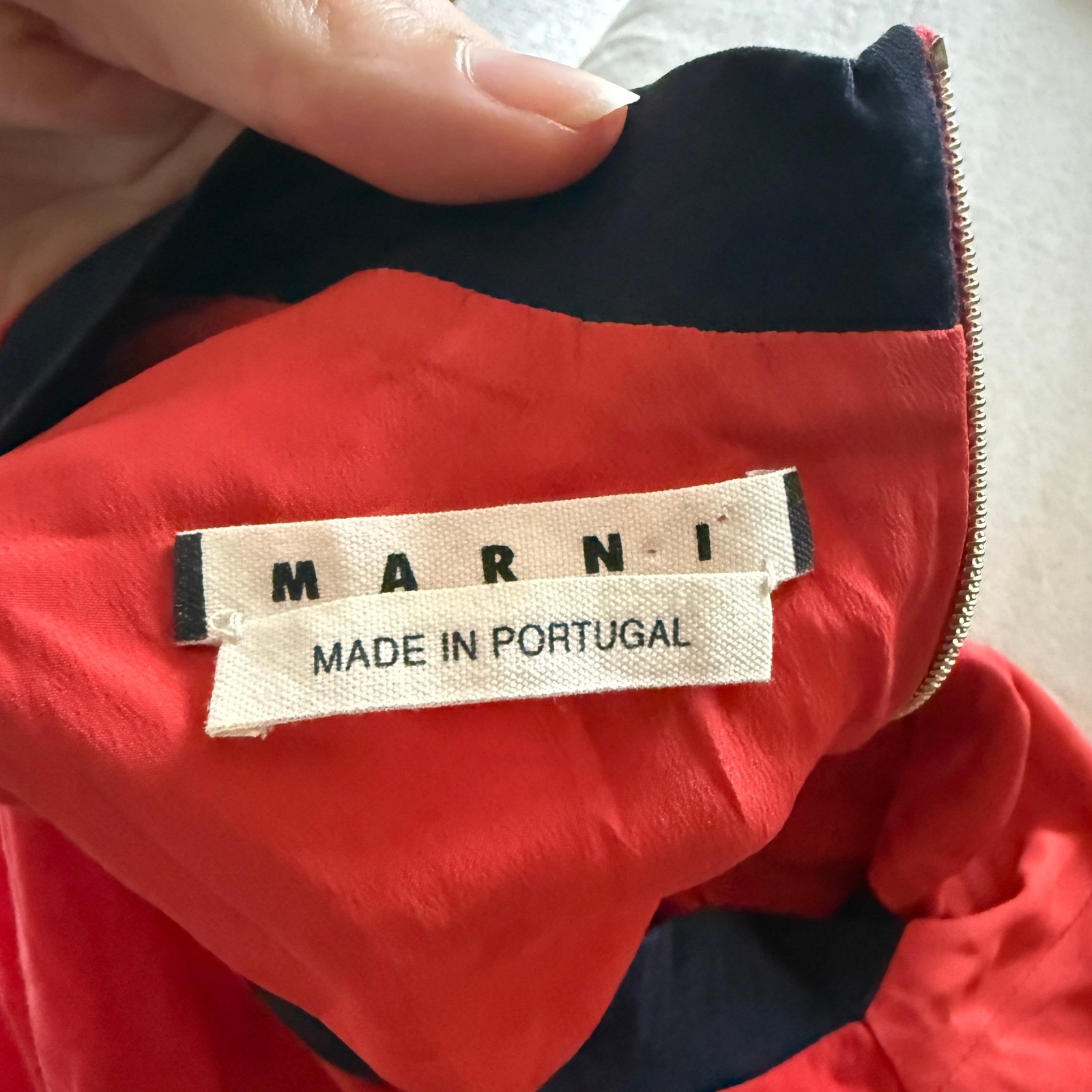 Marni Women’s Sleeveless Top Size 42 Red Black High Neck Career