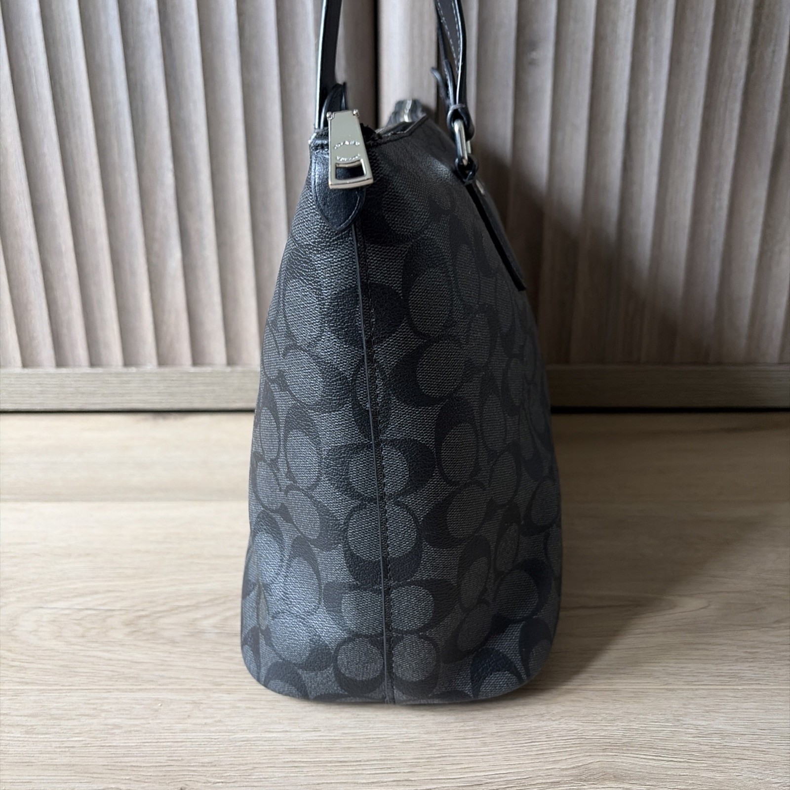 Coach Gallery Tote CH504 Signature Canvas Black Smoke Zip Top Shoulder Bag