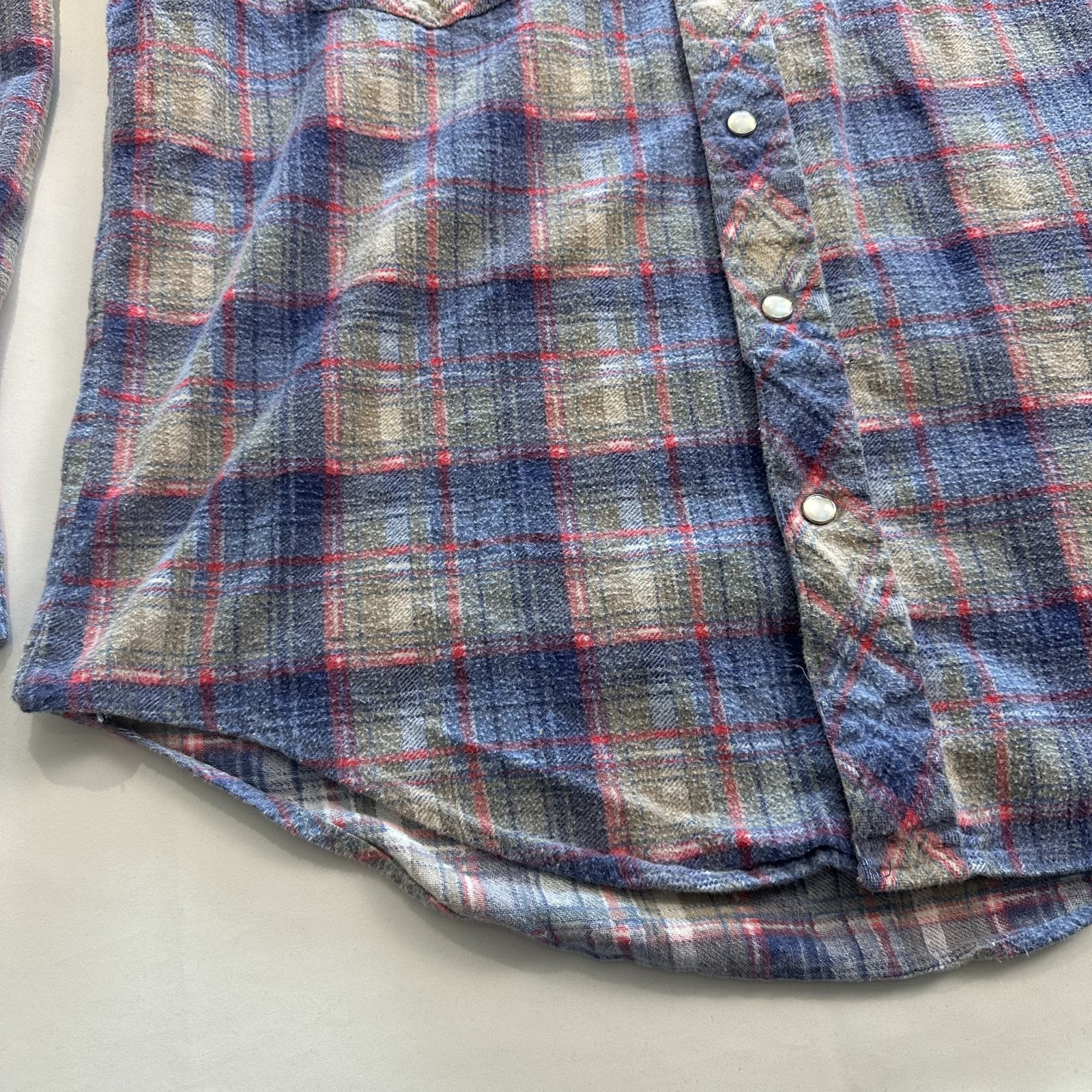 VTG Plainsman Pearl Snap Long Sleeve Shirt Plaid Mens M Western Cowboy