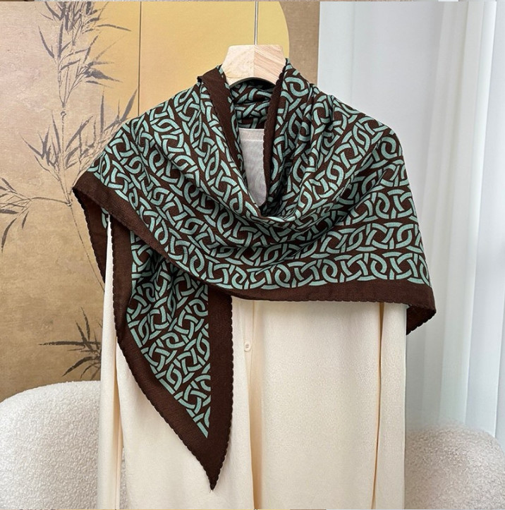 Pure 100% Wool Neckerchief Green coil Print 150X100cm Shawl Bandana Scarf Wrap