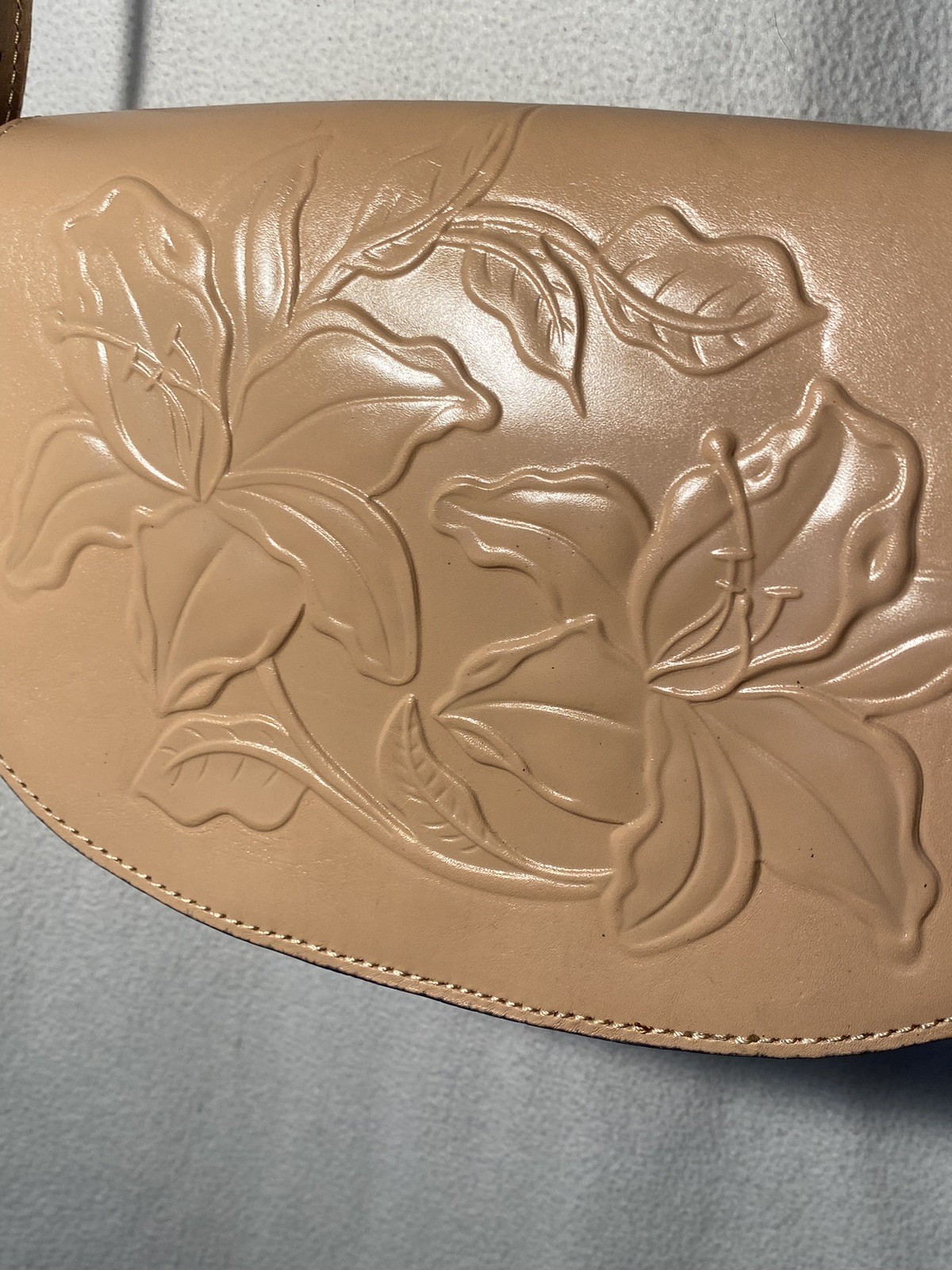 Patricia Nash Embossed Floral Leather Saddle Crossbody – Tan Nude Boho