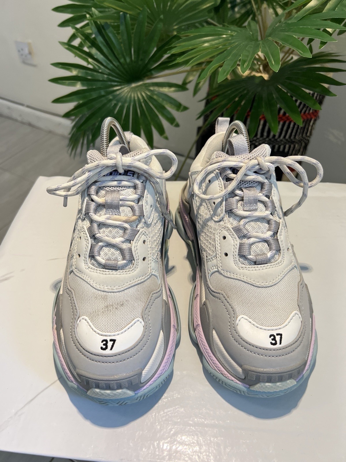 BALENCIAGA Triple S Women’s MultiColor EU 37 || US 7 Chunky Color Block Sneakers