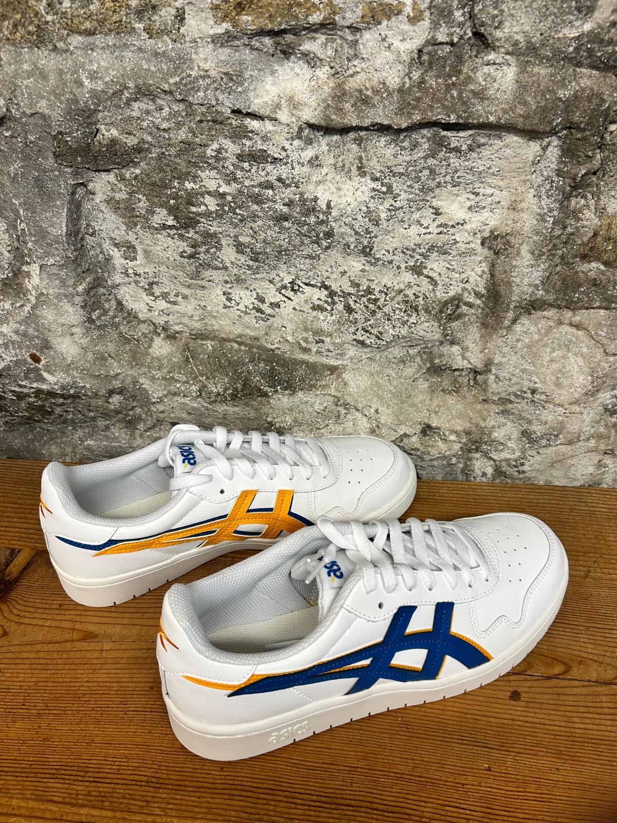 ASICS Japan S 1201A463-100 Mens White/Lake Drive New In Box