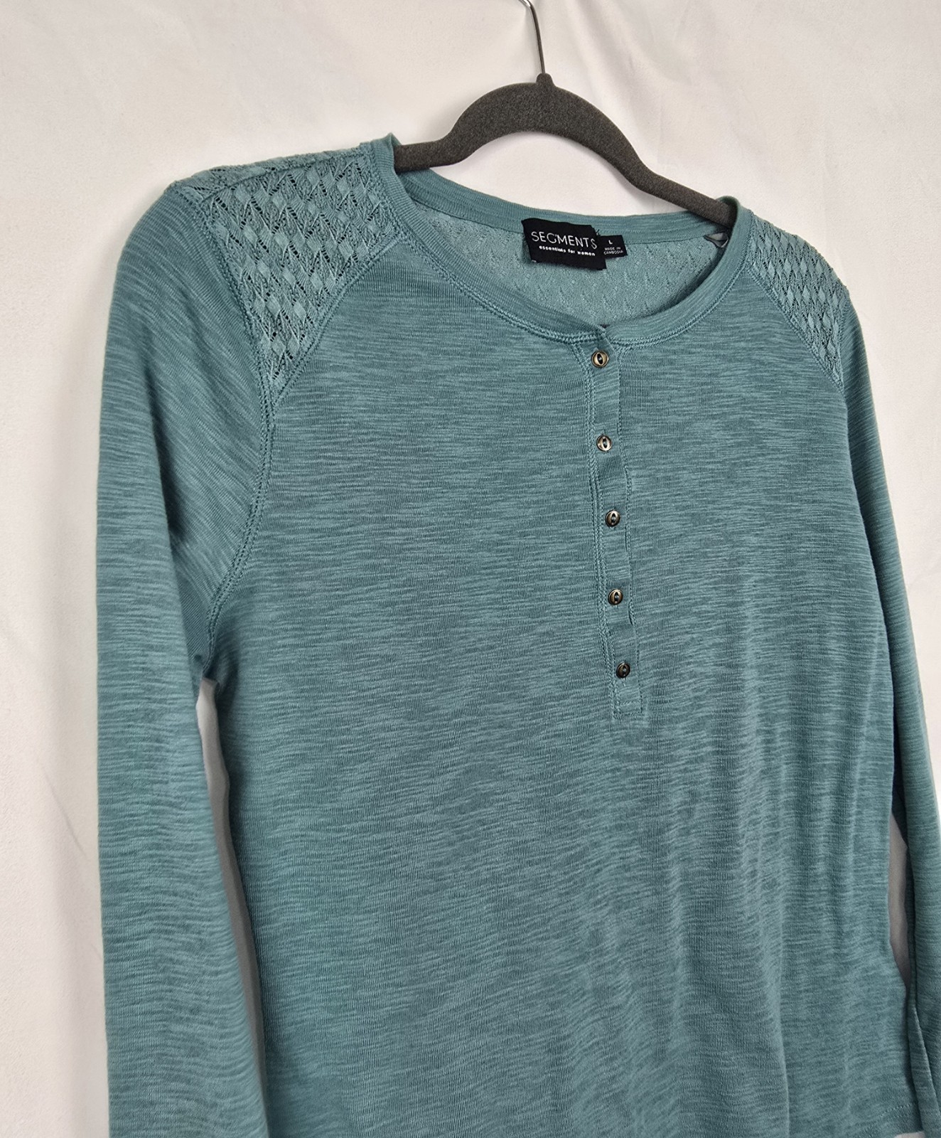 Seg’ments Essentials Lace Trim Minimalist Henley Long Sleeve Top sz L