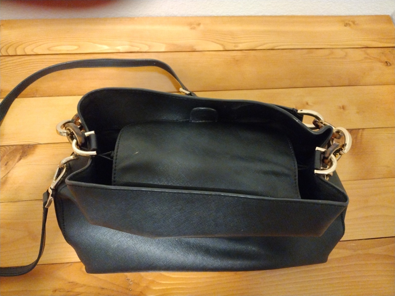 Michael Kors Medium Savannah Satchel Black Saffiano Leather Handbag Crossbody