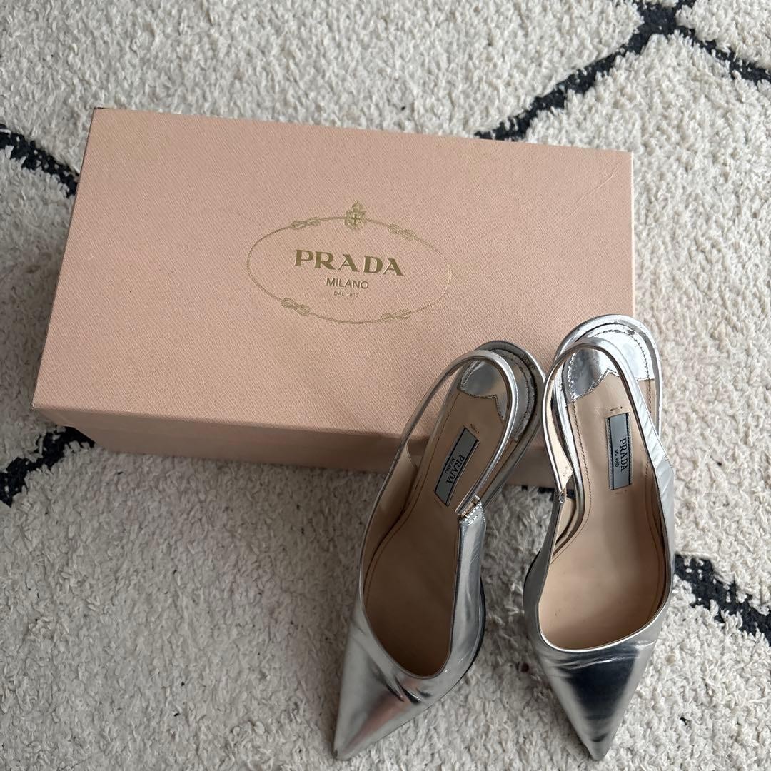 Excellent Condition PRADA Silver Pumps 4cm Heel