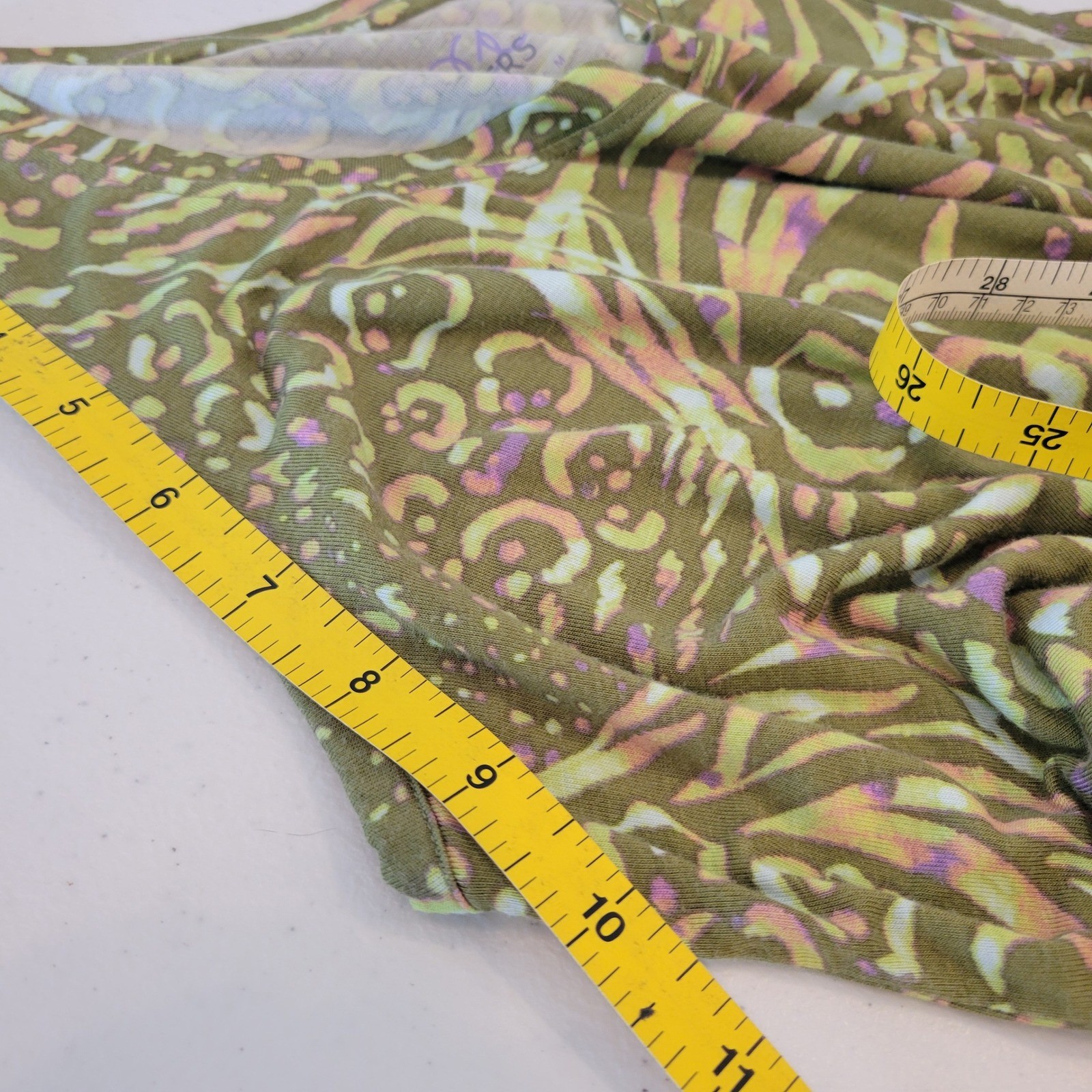 LOGO Layers Lori Goldstein Tank Top Sz Small Olive Green Animal Print Sleeveless