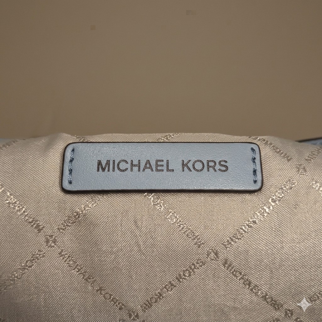 NWOT Michael Kors Nayla Hobo Bag /Jet Set Wallet Set Pale Blue Monogram Matching